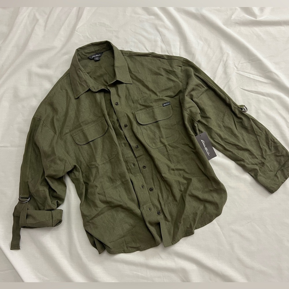 EDDIE BAUER• green adjustable sleeves button down shirt• size S• NWT